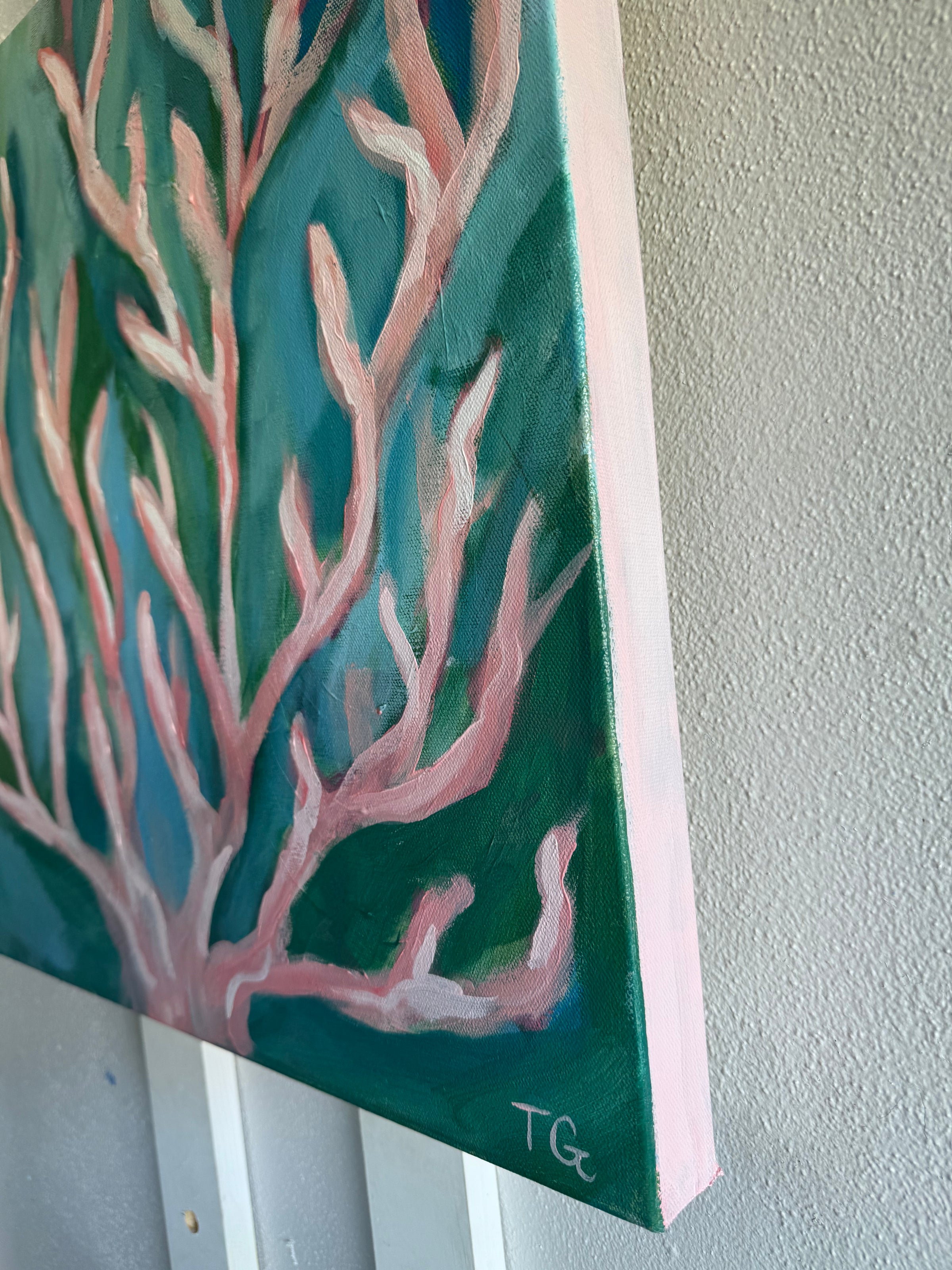 CORAL BLOOM - 20 X 20